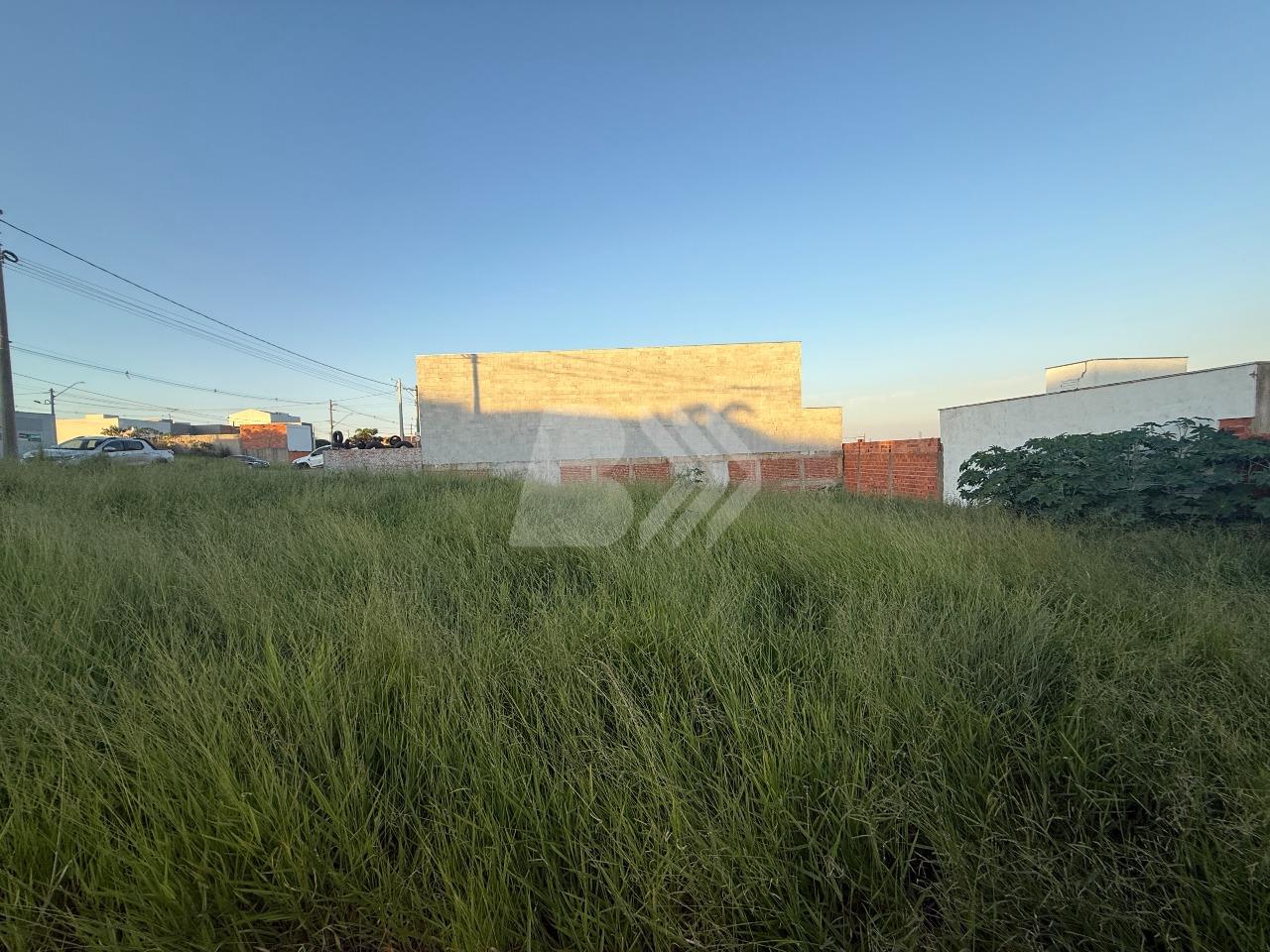 Terreno à venda no Garças: 