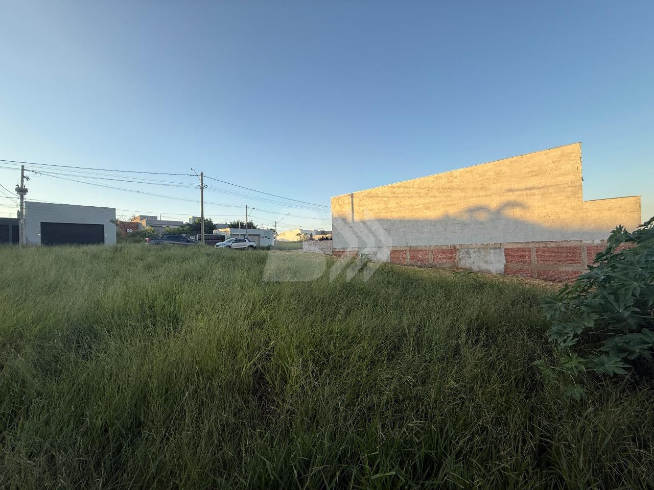 Terreno à venda no Garças: 