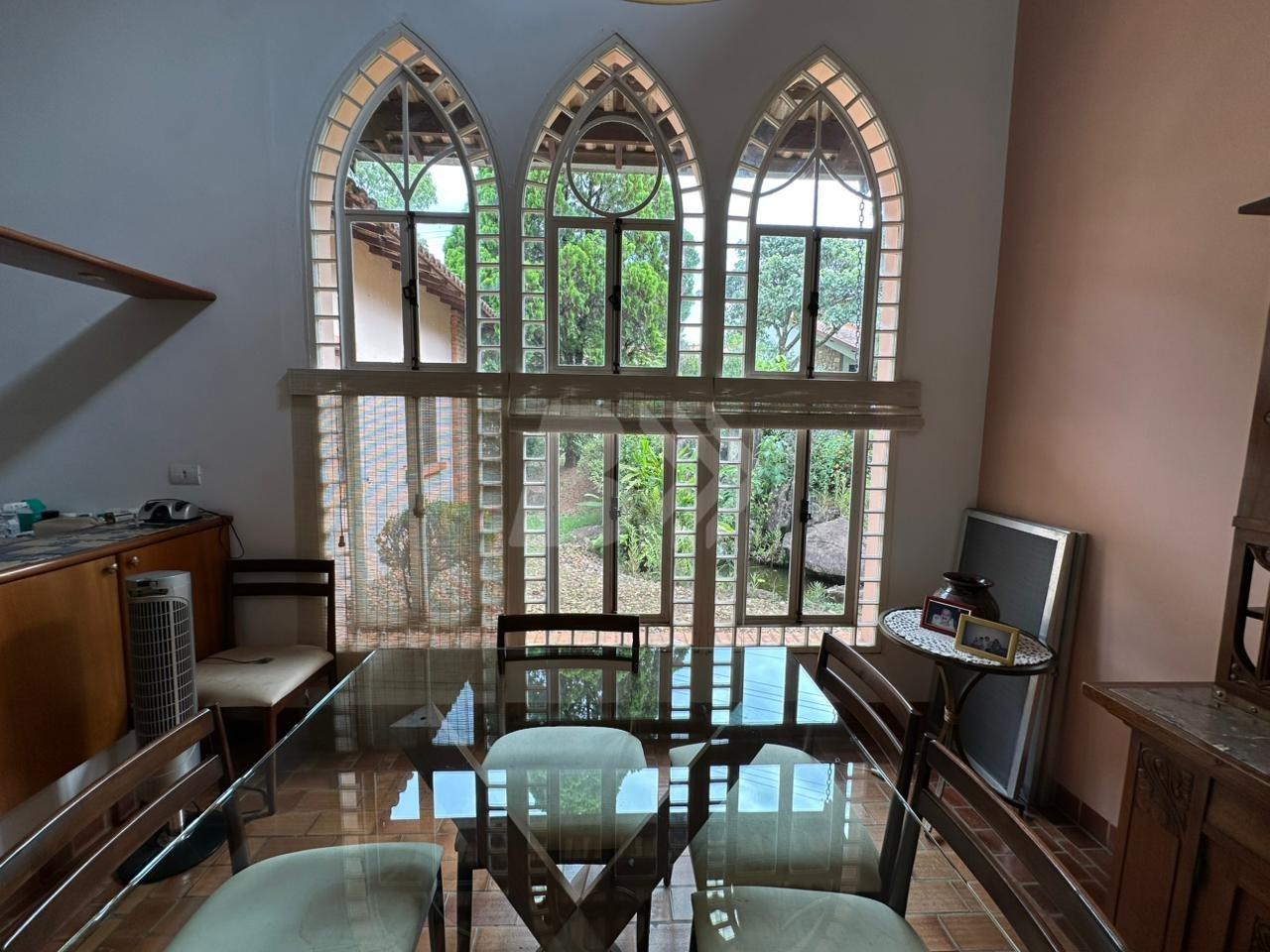 Casa de Condomínio à venda no Campestre: 