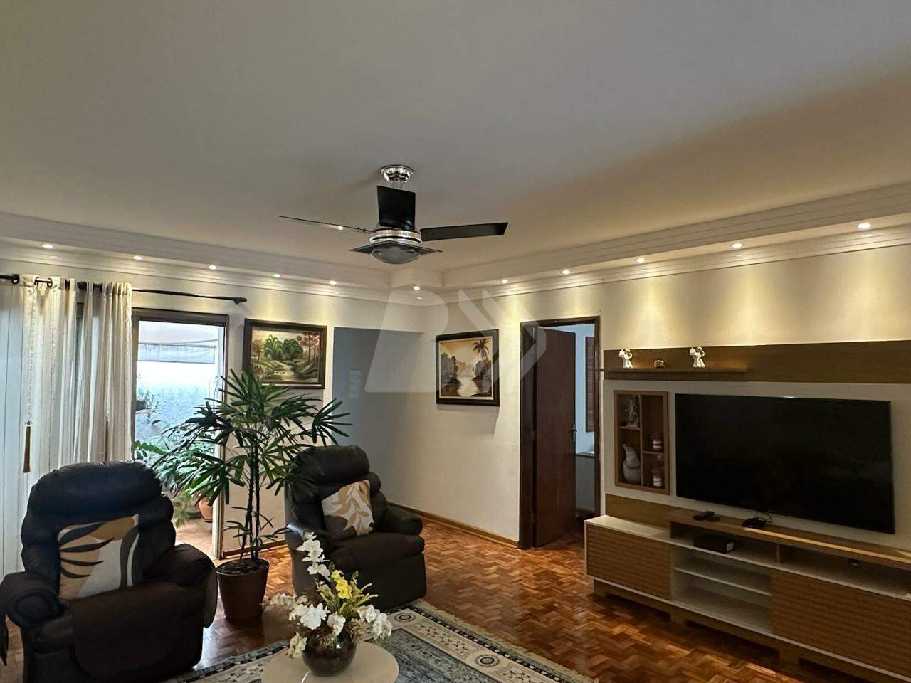 Casa Residencial à venda no Nova América: 