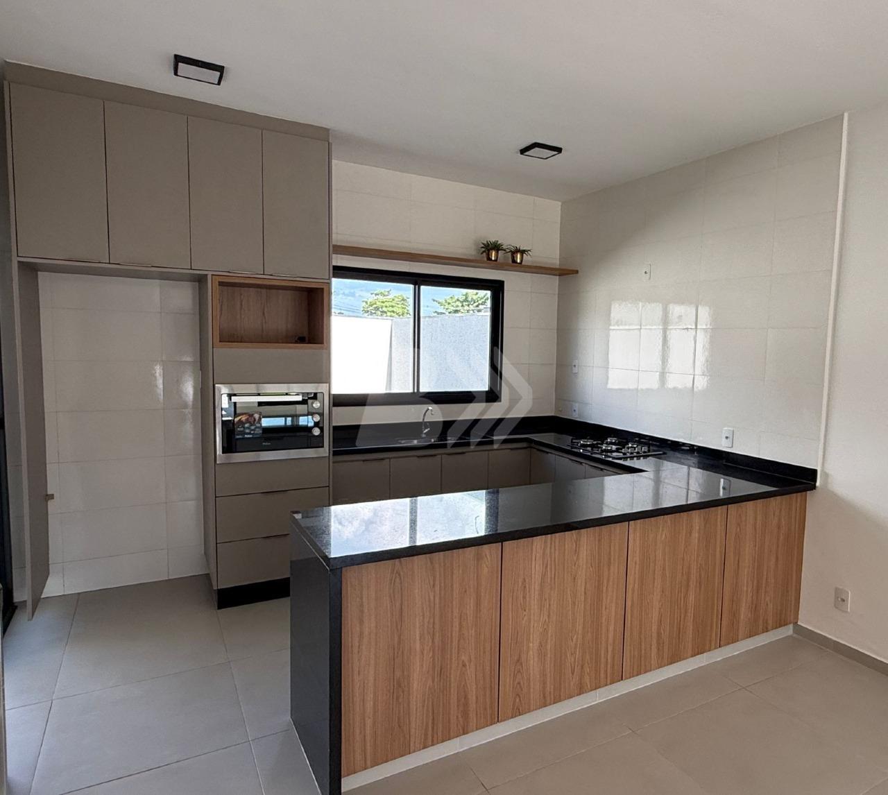 Casa de Condomínio para aluguel no Santa Rosa: 