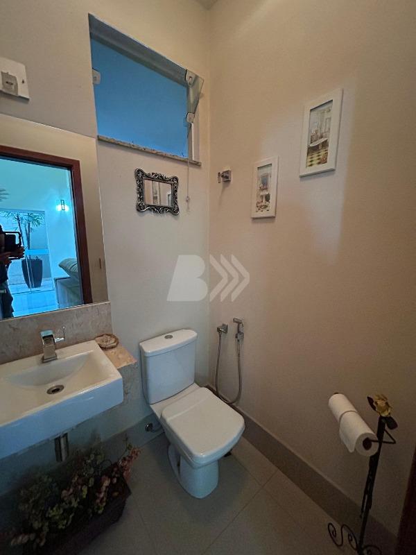 Casa de Condomínio à venda no Jardim Caxambu: 