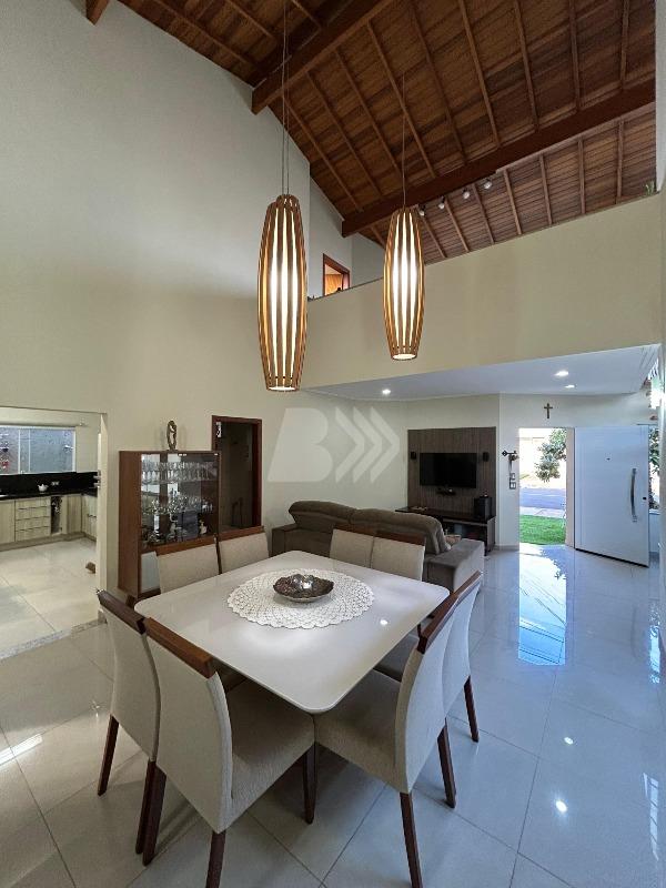 Casa de Condomínio à venda no Jardim Caxambu: 