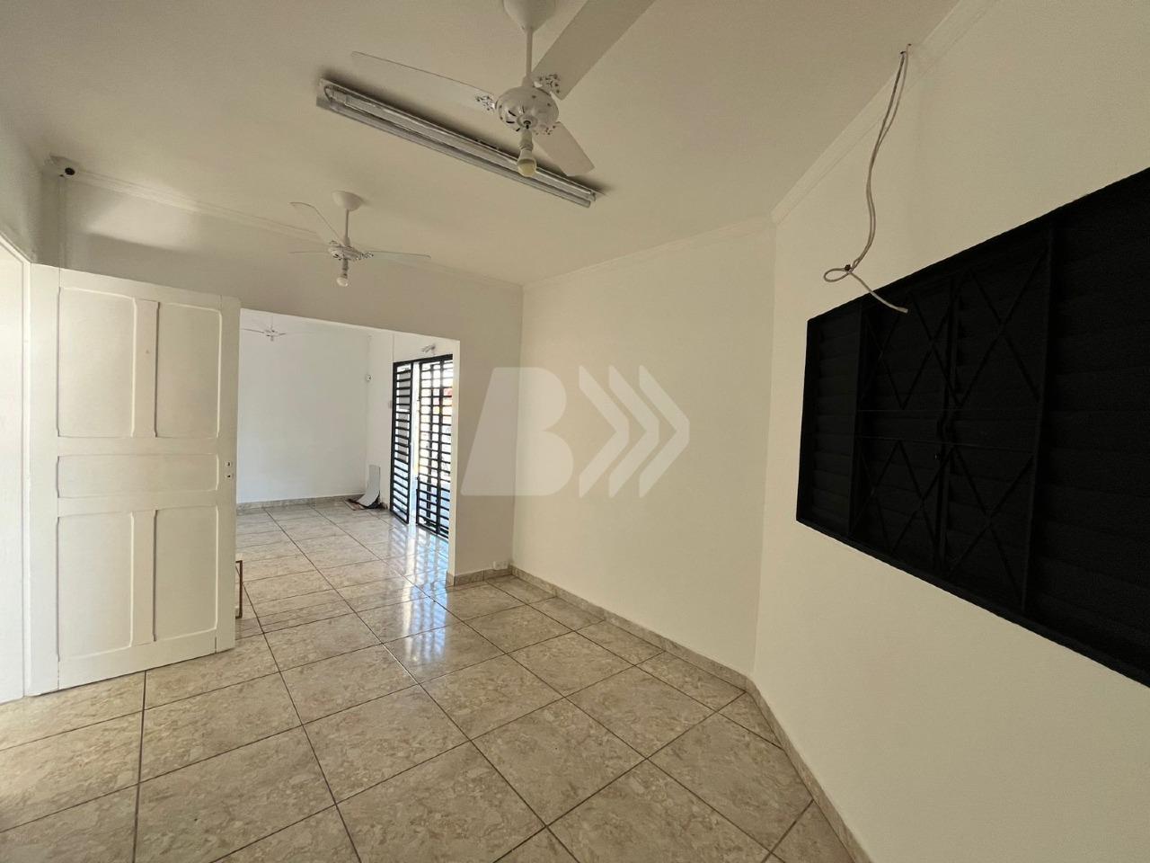 Casa Comercial para aluguel no Vila Monteiro: 