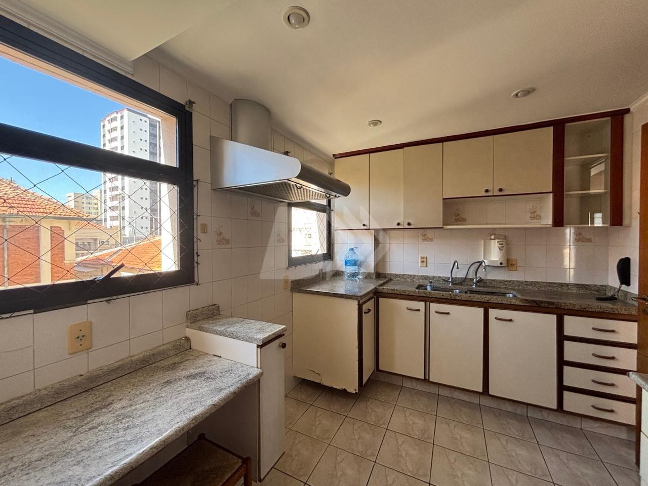 Apartamento para aluguel no Centro: 