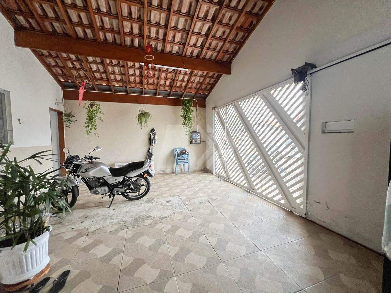 Casa Residencial à venda no Conjunto Habitacional Água Branca: 