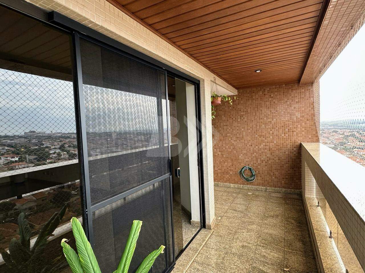Apartamento à venda no Vila Rezende: 
