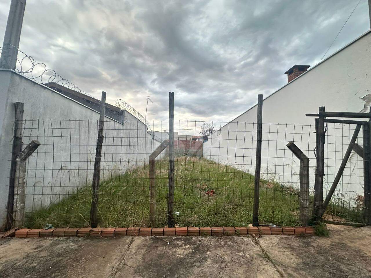 Terreno à venda no Pompéia: 