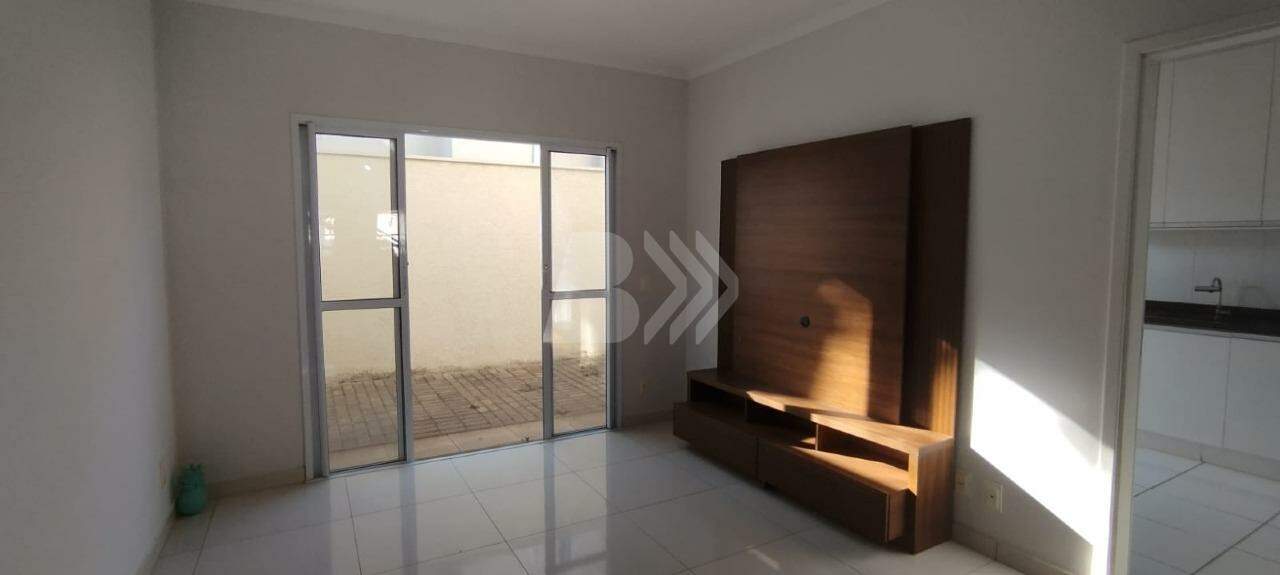 Casa de Condomínio para aluguel no Água Branca: 