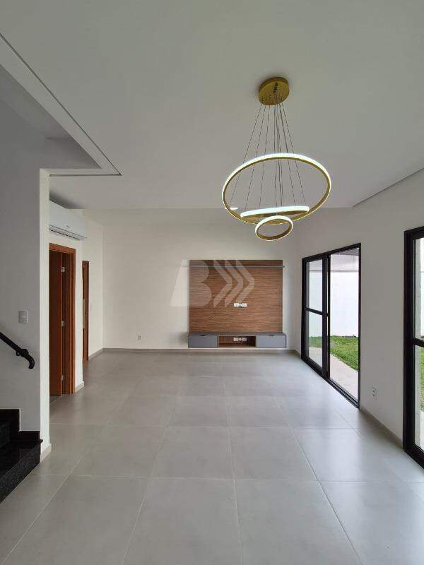 Casa de Condomínio para aluguel no Santa Rosa: 