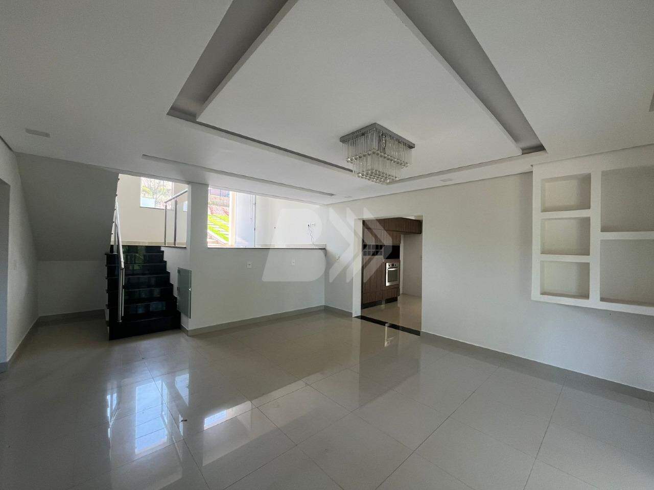 Casa de Condomínio para aluguel no Rio das Pedras: 