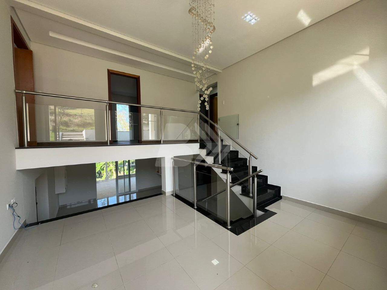 Casa de Condomínio à venda no Recantos dos Universitários: 