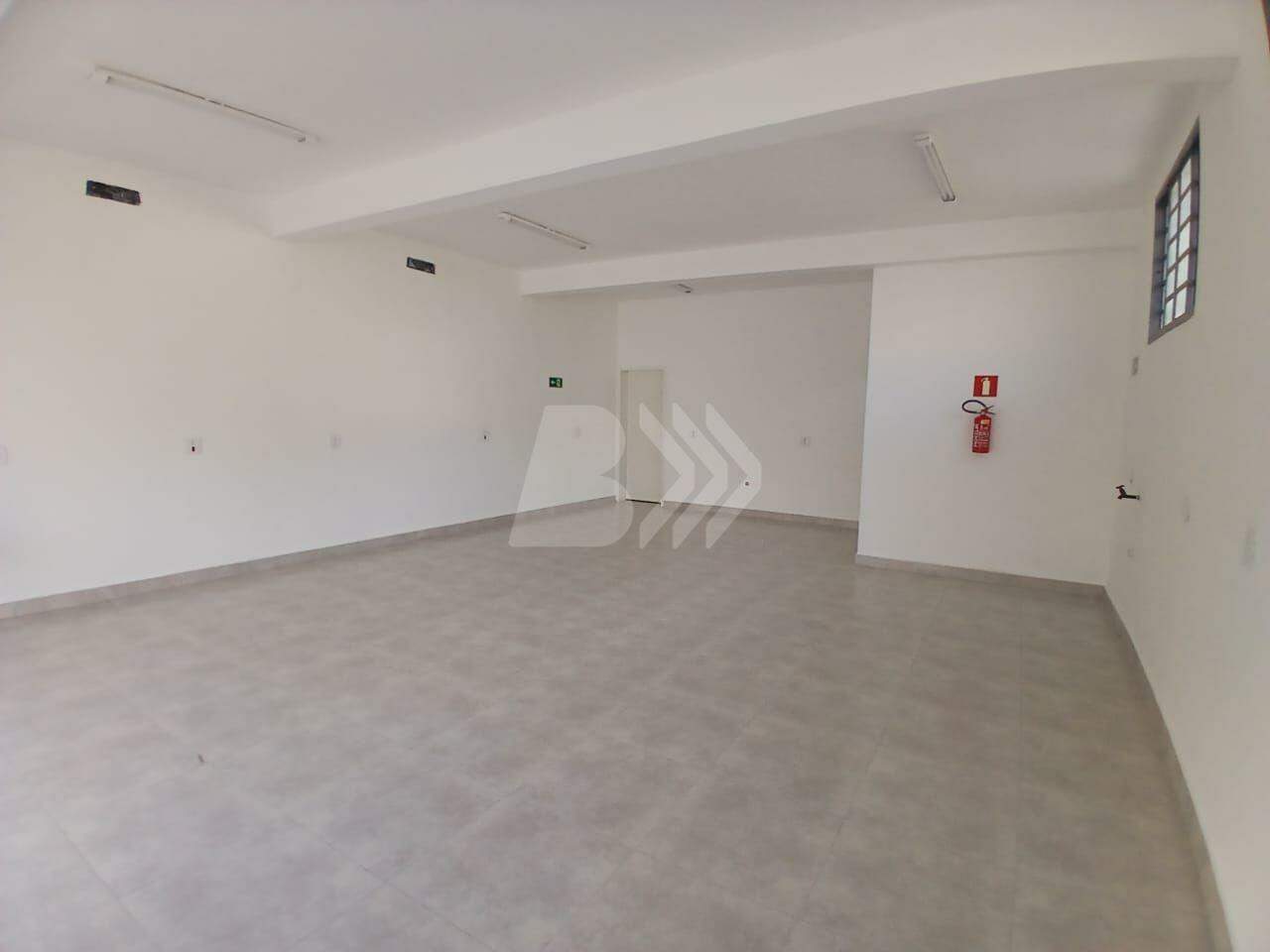 Salão Comercial para aluguel no Santa Terezinha: 