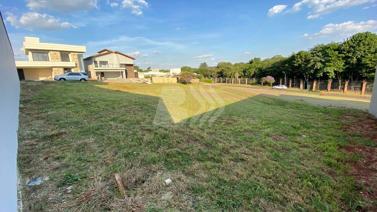 Terreno em Condomínio à venda no Água Seca: 