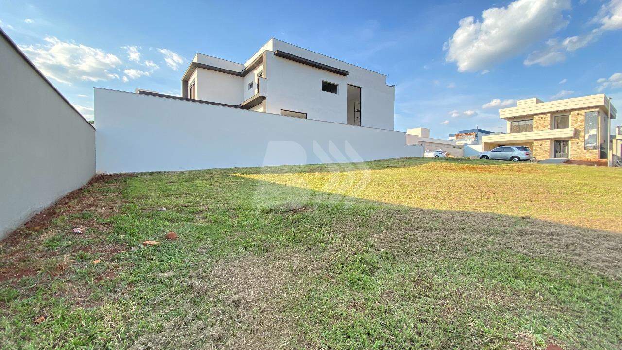 Terreno em Condomínio à venda no Água Seca: 