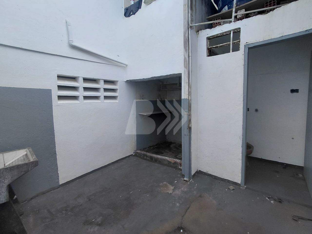 Salão Comercial para aluguel no Santa Terezinha: 