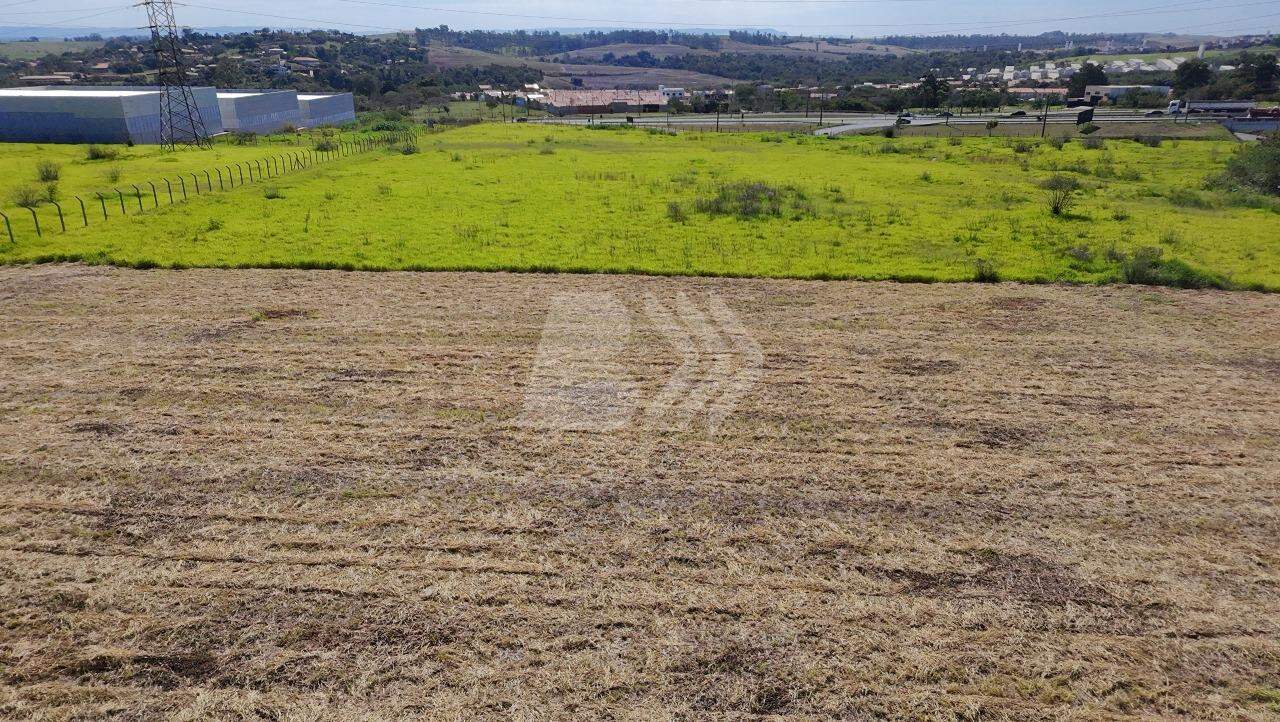 Área à venda no Itaperu: 