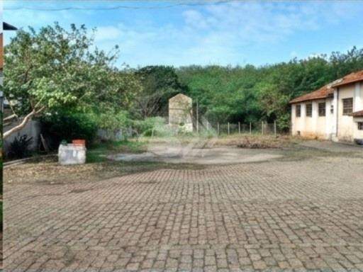 Área à venda no Santa Terezinha: 