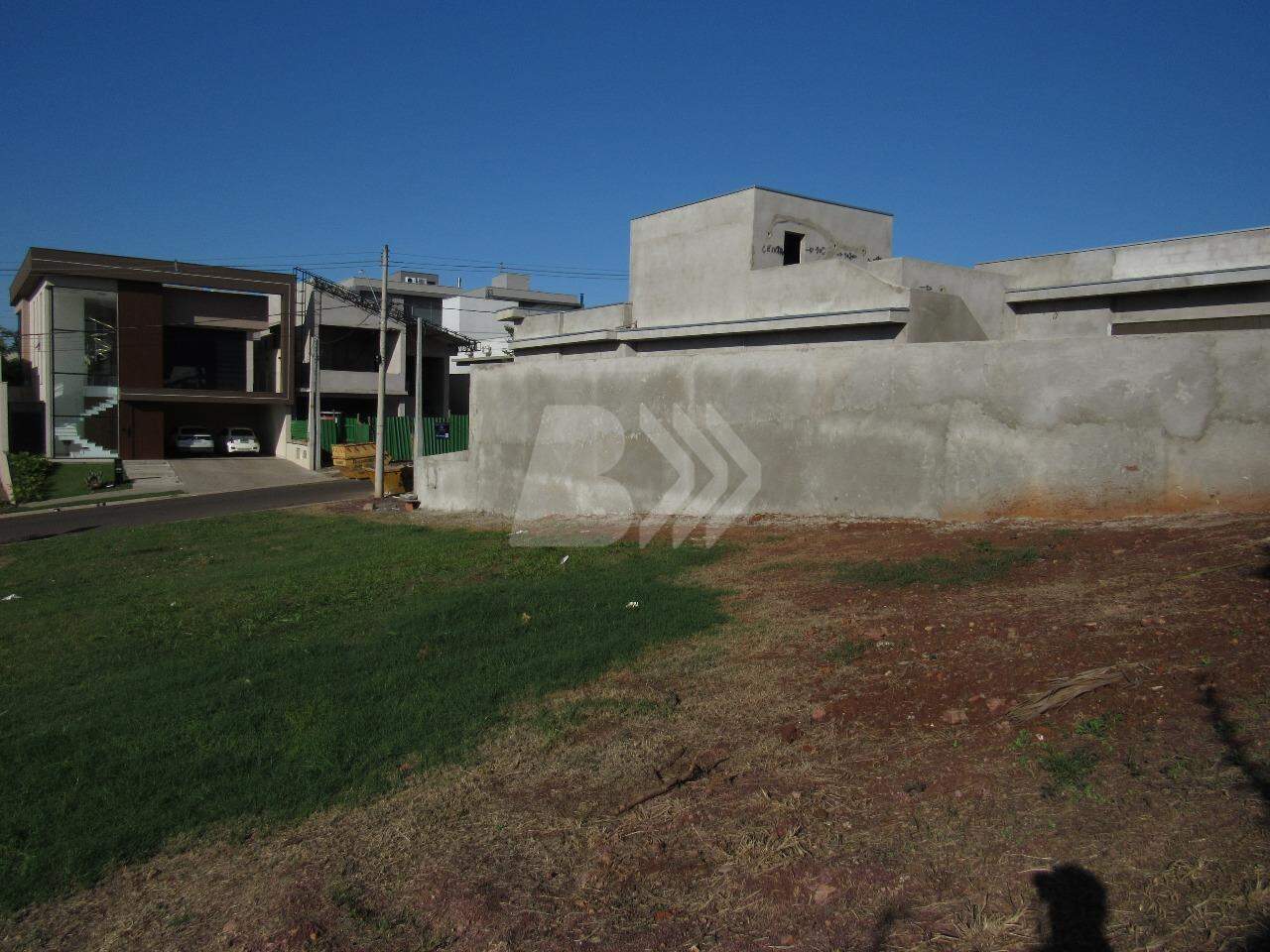 Terreno em Condomínio à venda no Ondas: 