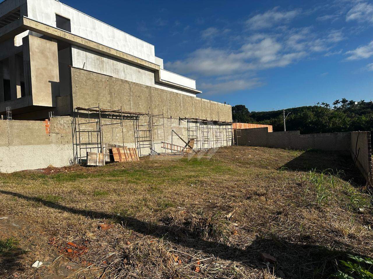 Terreno em Condomínio à venda no Ondas: 