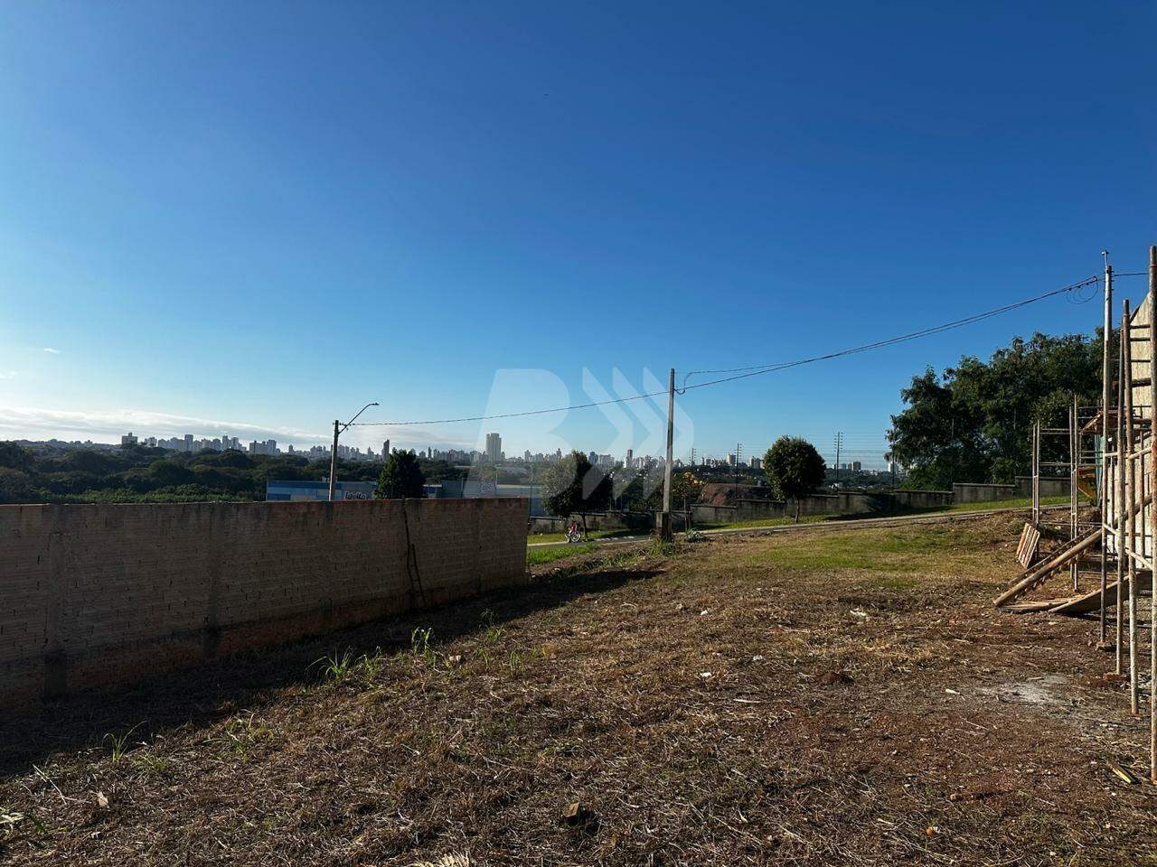 Terreno em Condomínio à venda no Ondas: 