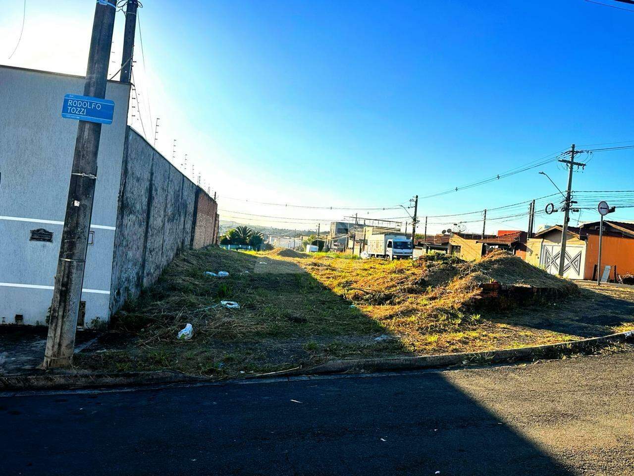 Terreno à venda no Parque Conceição II: 