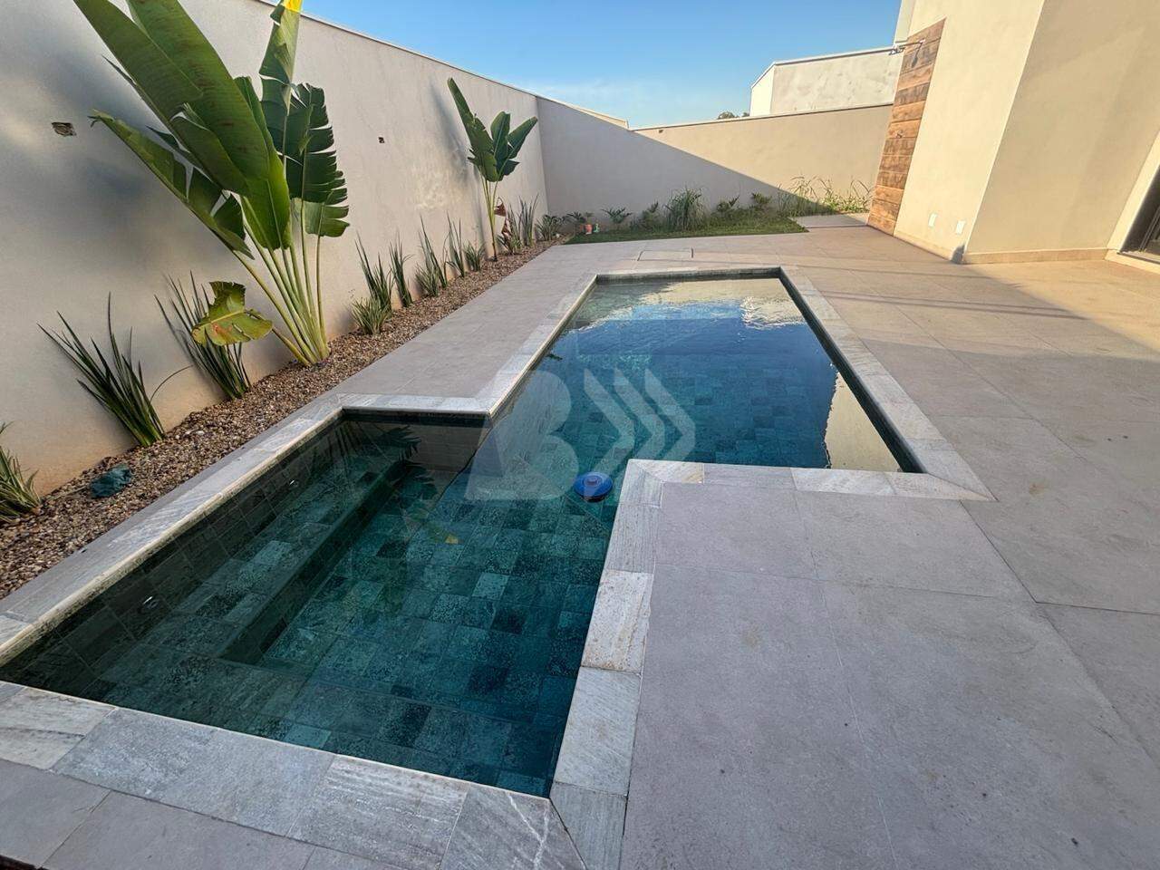 Casa de Condomínio à venda no Ondas: 