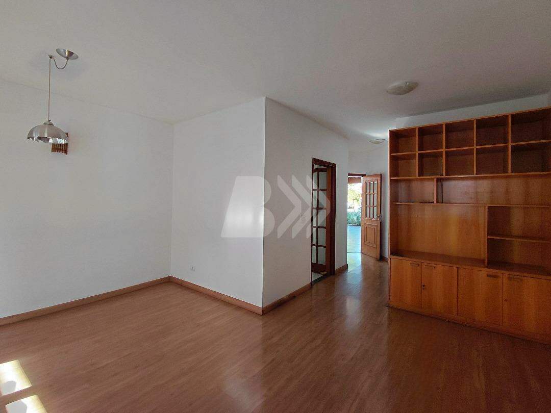 Casa de Condomínio para aluguel no Dois Córregos: 