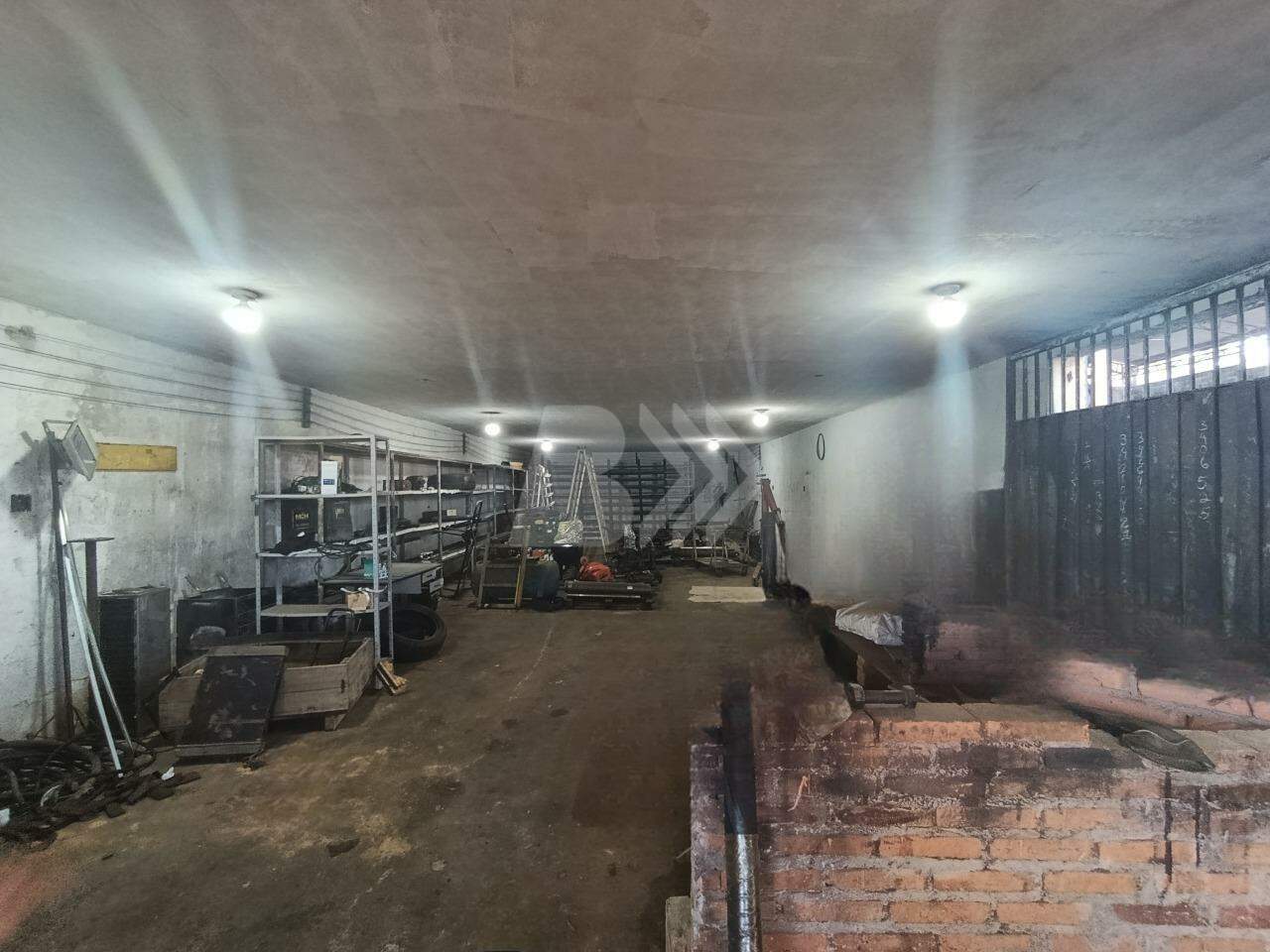 Barracão/Galpão à venda no Pompéia: 