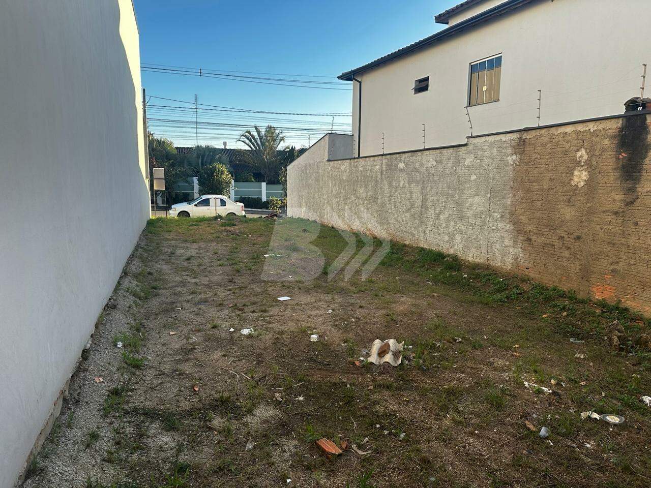 Terreno à venda no Parque Conceição: 