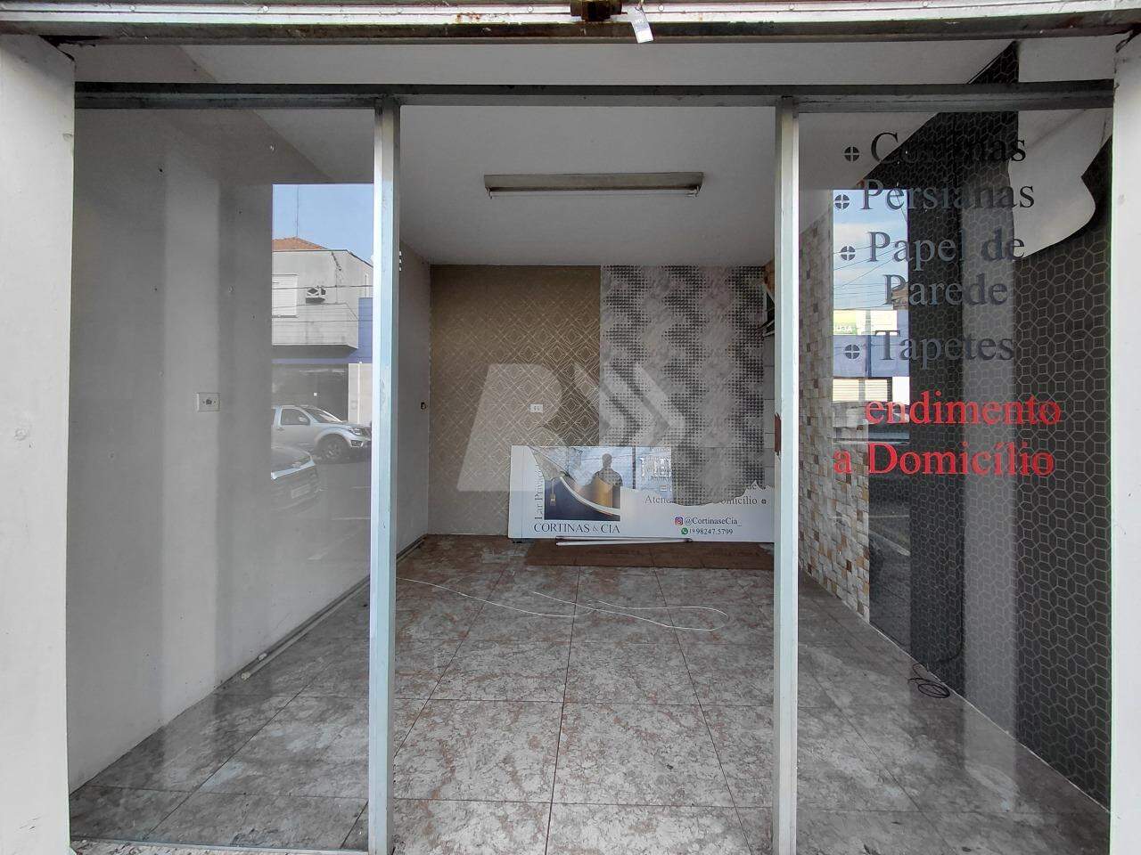 Salão Comercial para aluguel no Vila Rezende: 