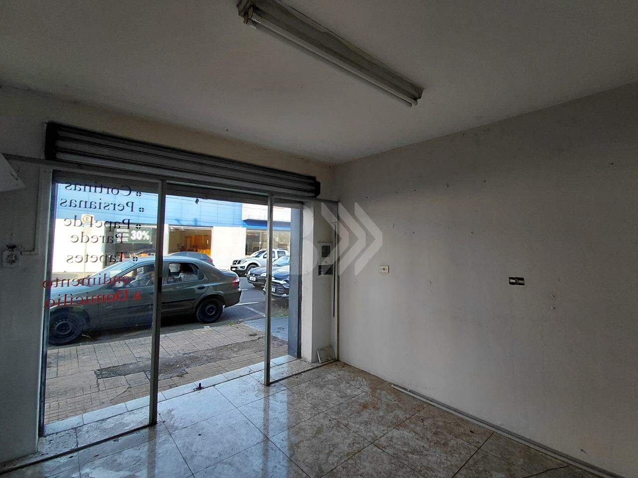 Salão Comercial para aluguel no Vila Rezende: 