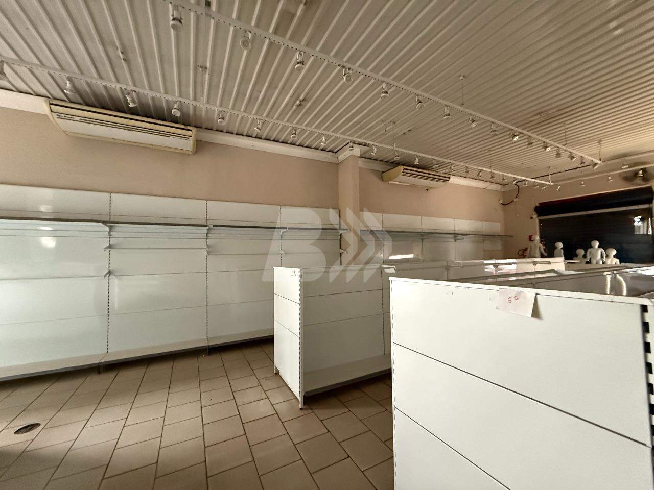 Salão Comercial para aluguel no Vila Rezende: 