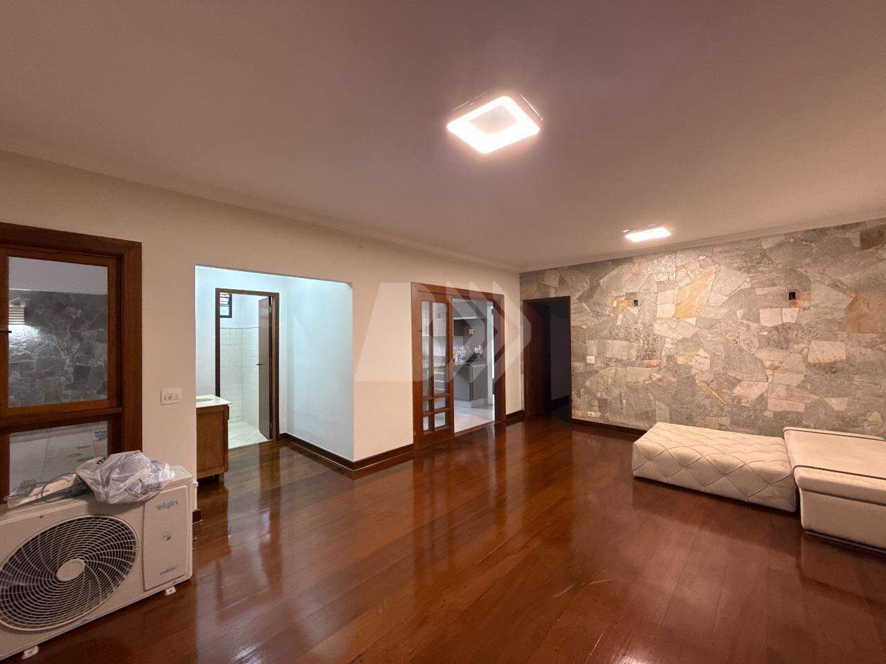 Casa Residencial para aluguel no Jardim Monumento: 