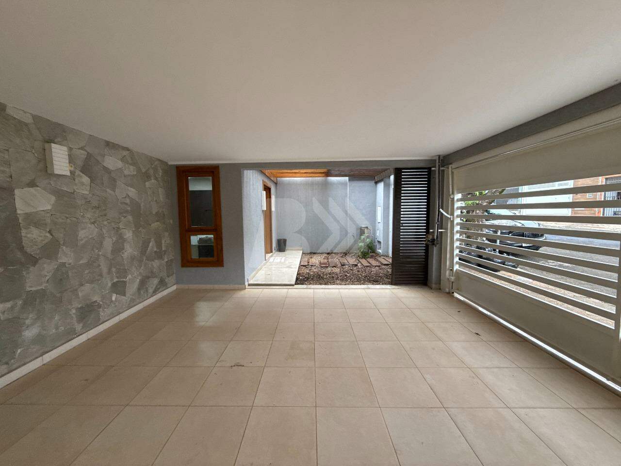 Casa Residencial para aluguel no Jardim Monumento: 