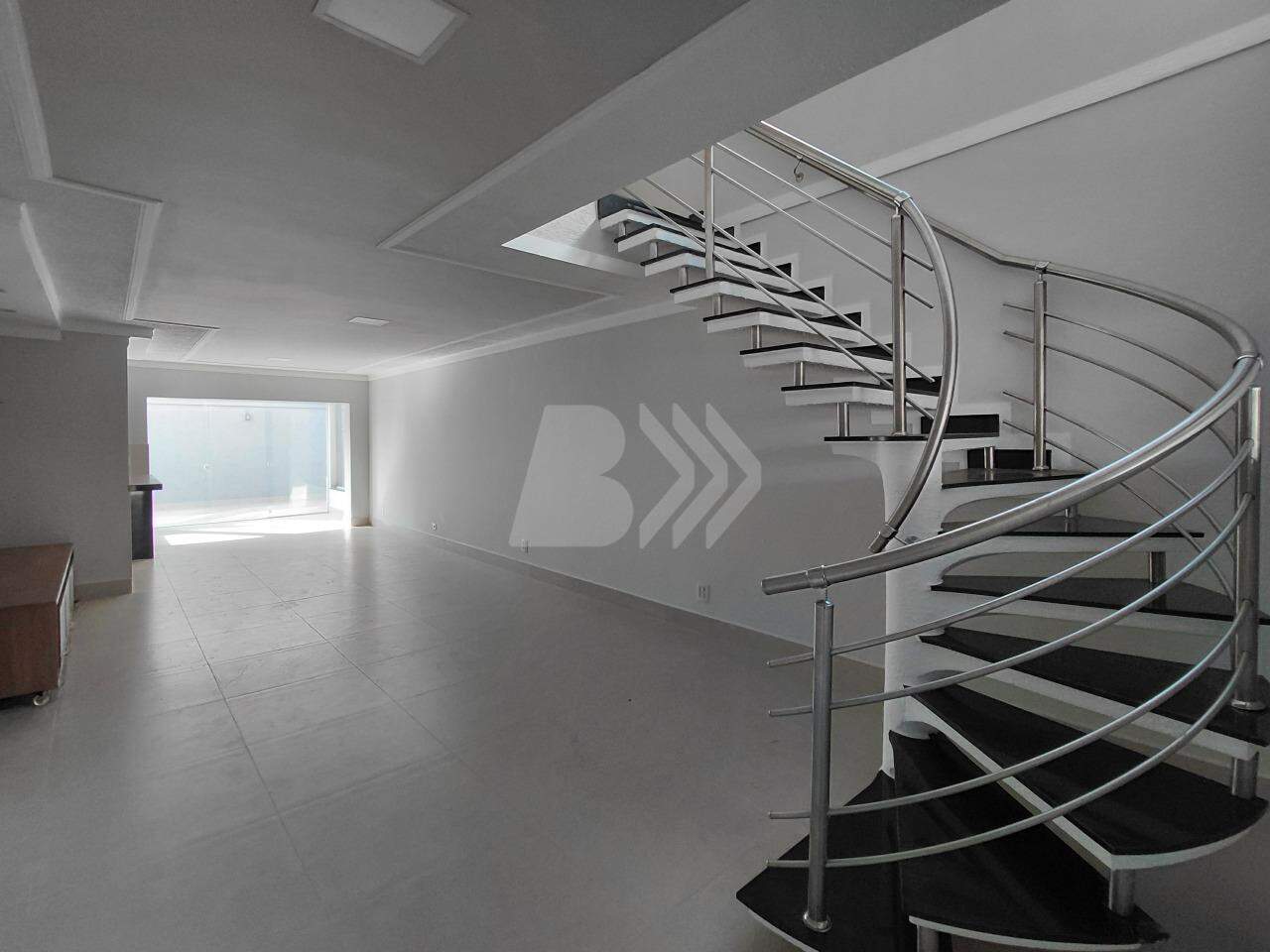 Casa de Condomínio para aluguel no Piracicamirim: 