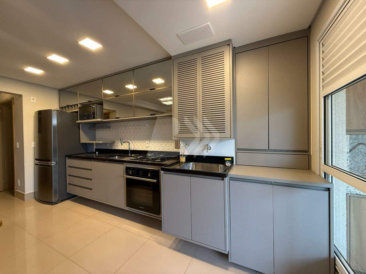 Apartamento para aluguel no Centro: 