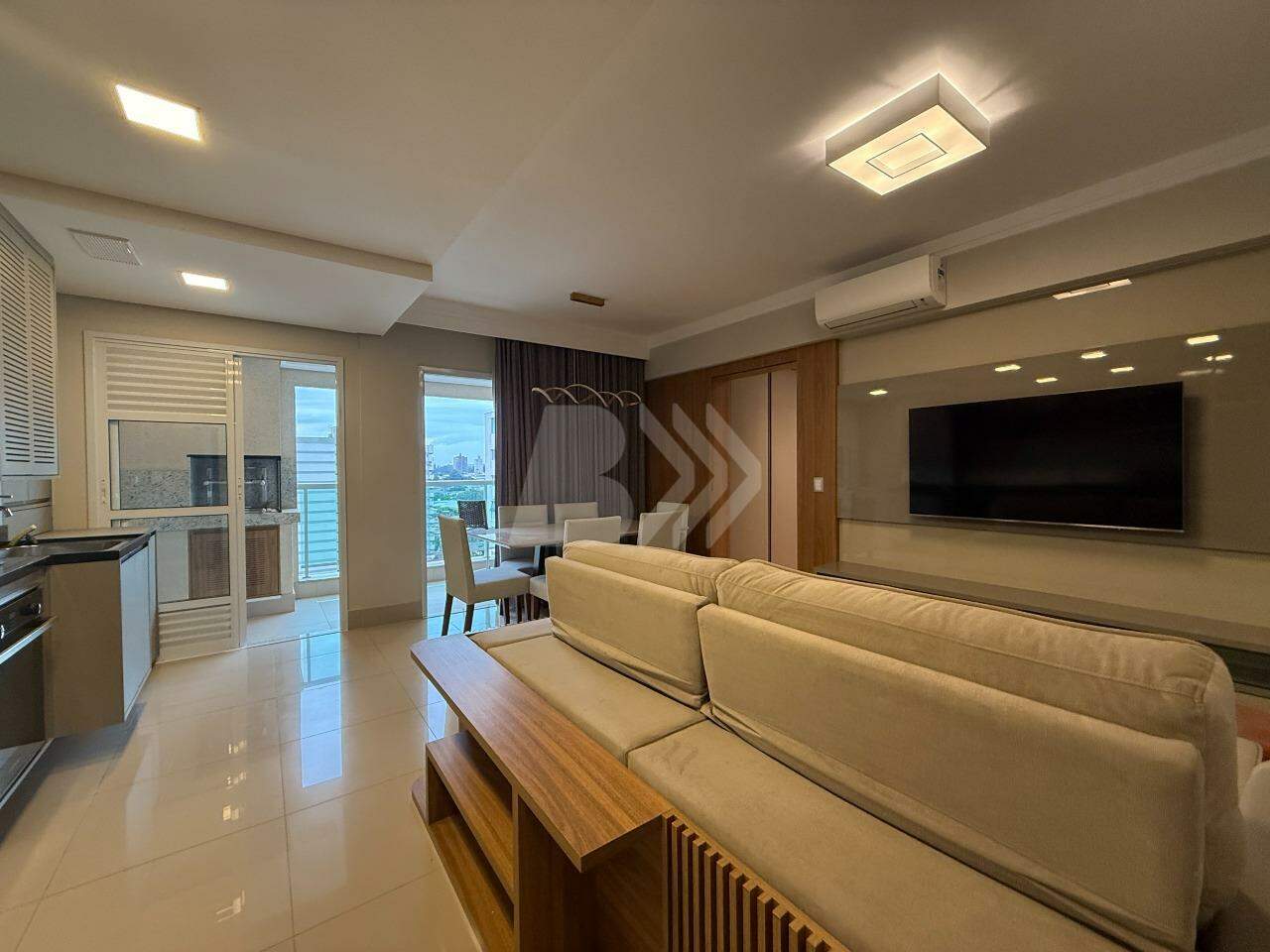 Apartamento para aluguel no Centro: 