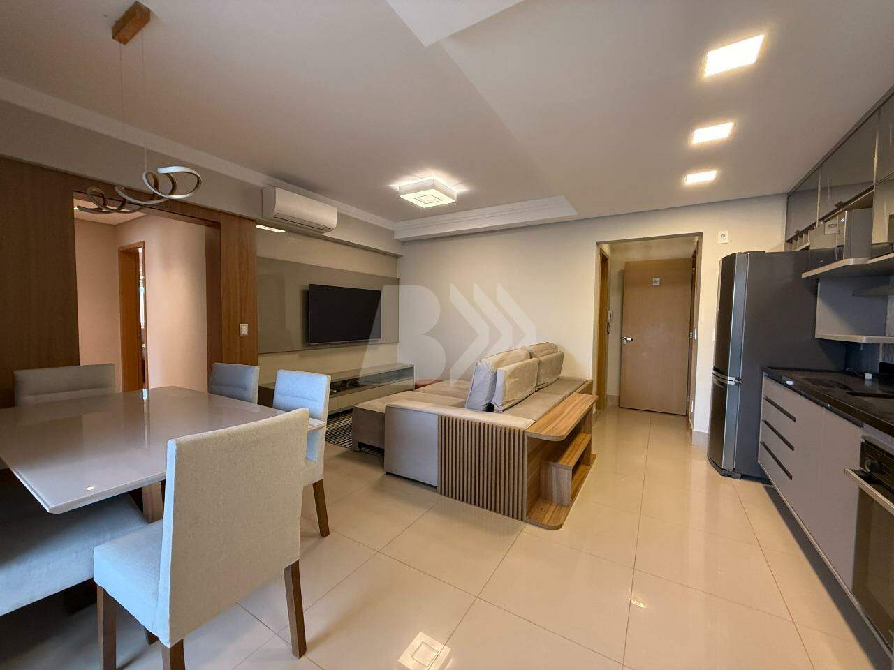 Apartamento para aluguel no Centro: 