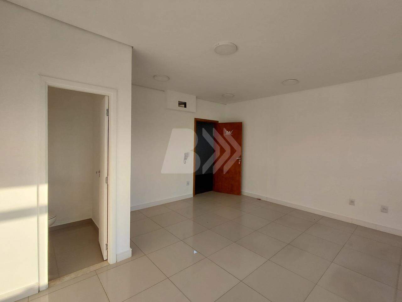 Sala Comercial para aluguel no Capim Fino: 