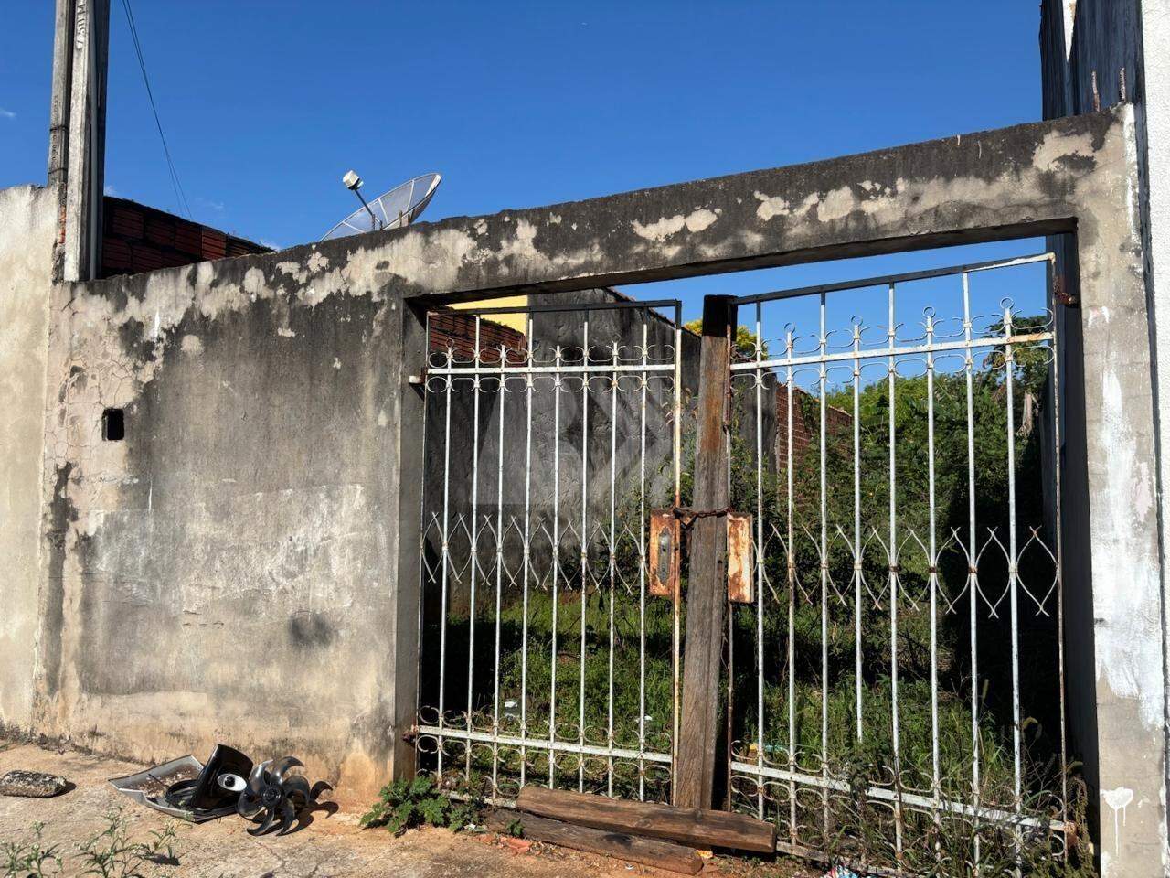 Terreno à venda no Jardim Astúrias II: 