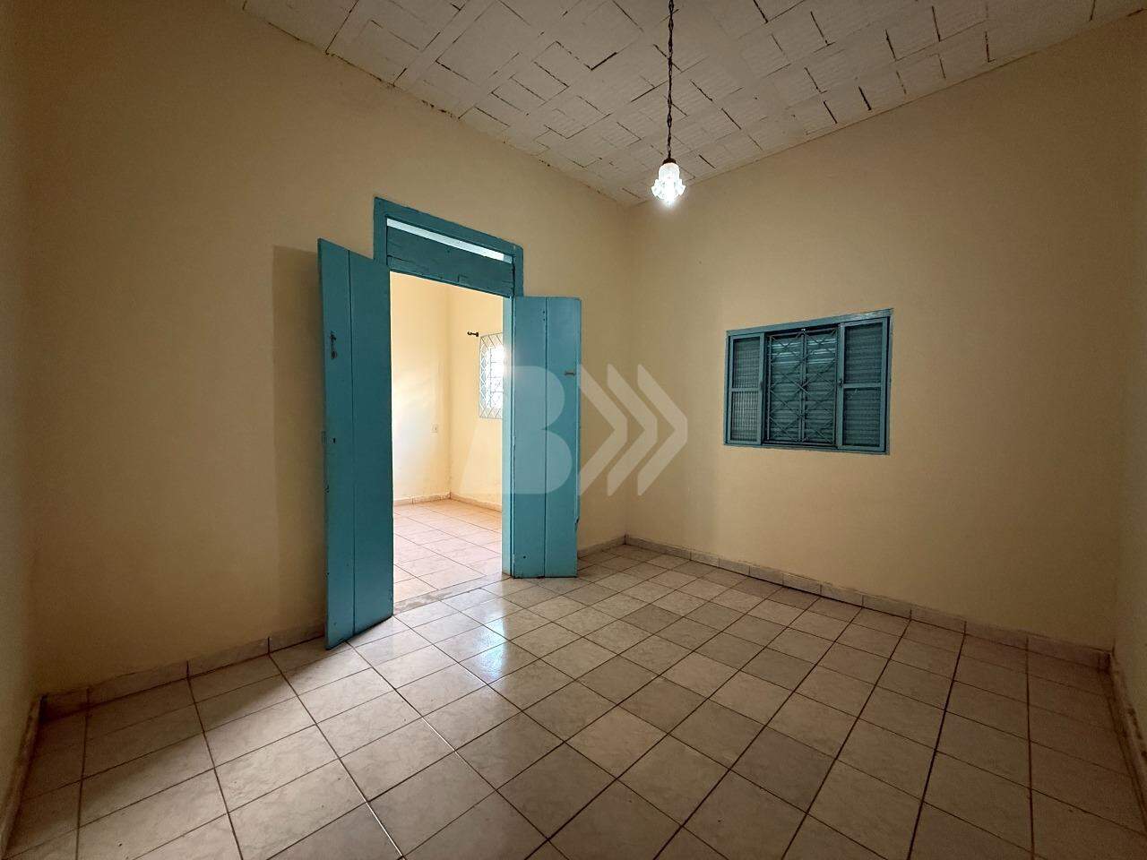 Casa Residencial para aluguel no Centro: 