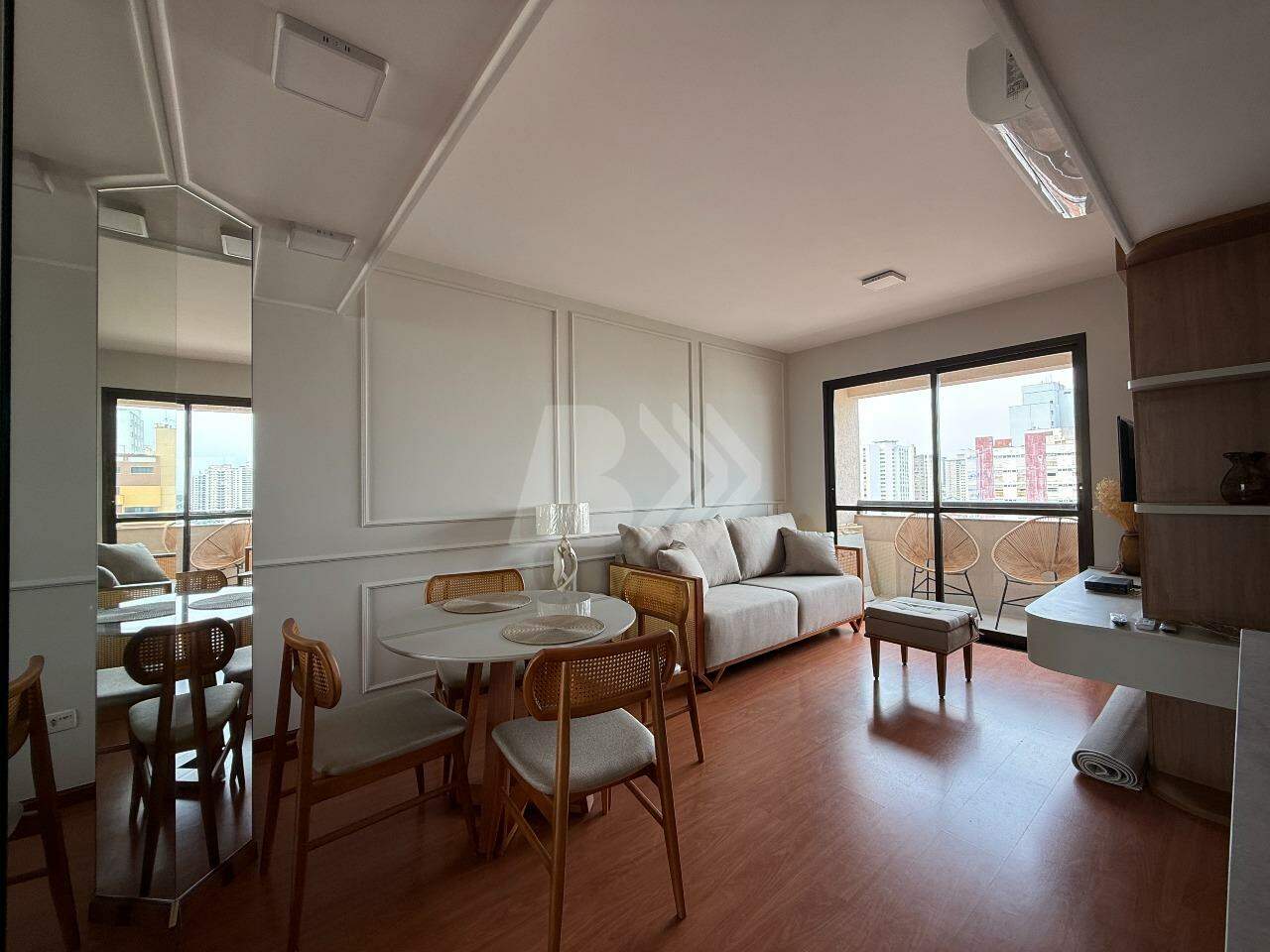 Apartamento para aluguel no Centro: 
