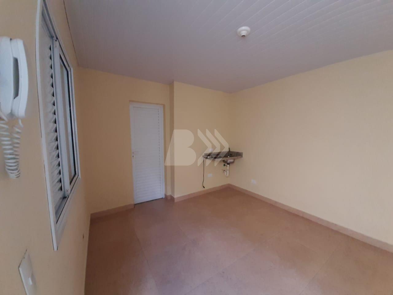 Kitnet para aluguel no Bairro Alto: 