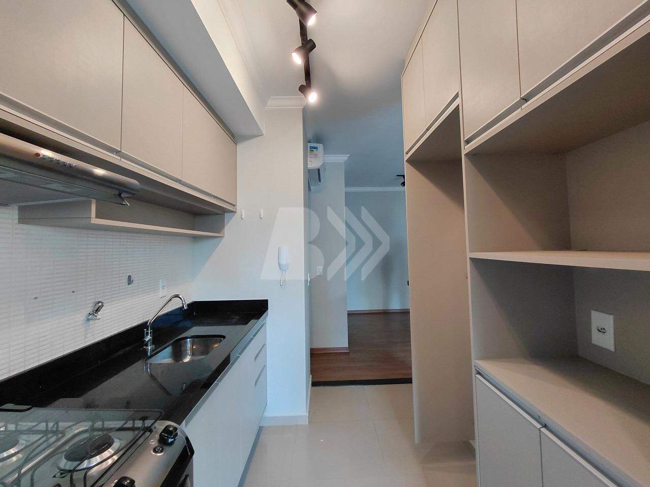 Apartamento para aluguel no Centro: 