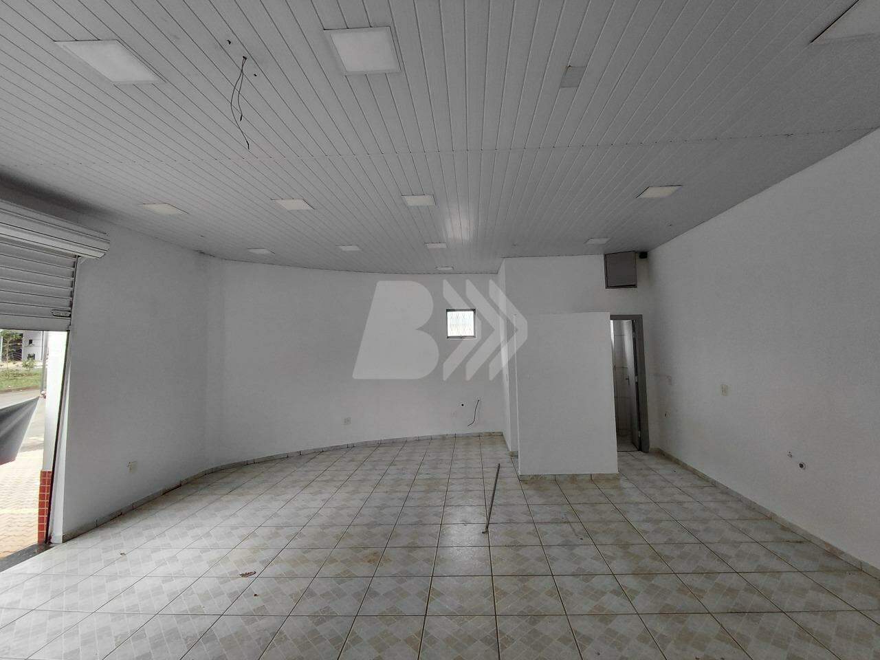 Sala Comercial para aluguel no Santa Rosa Ipês: 