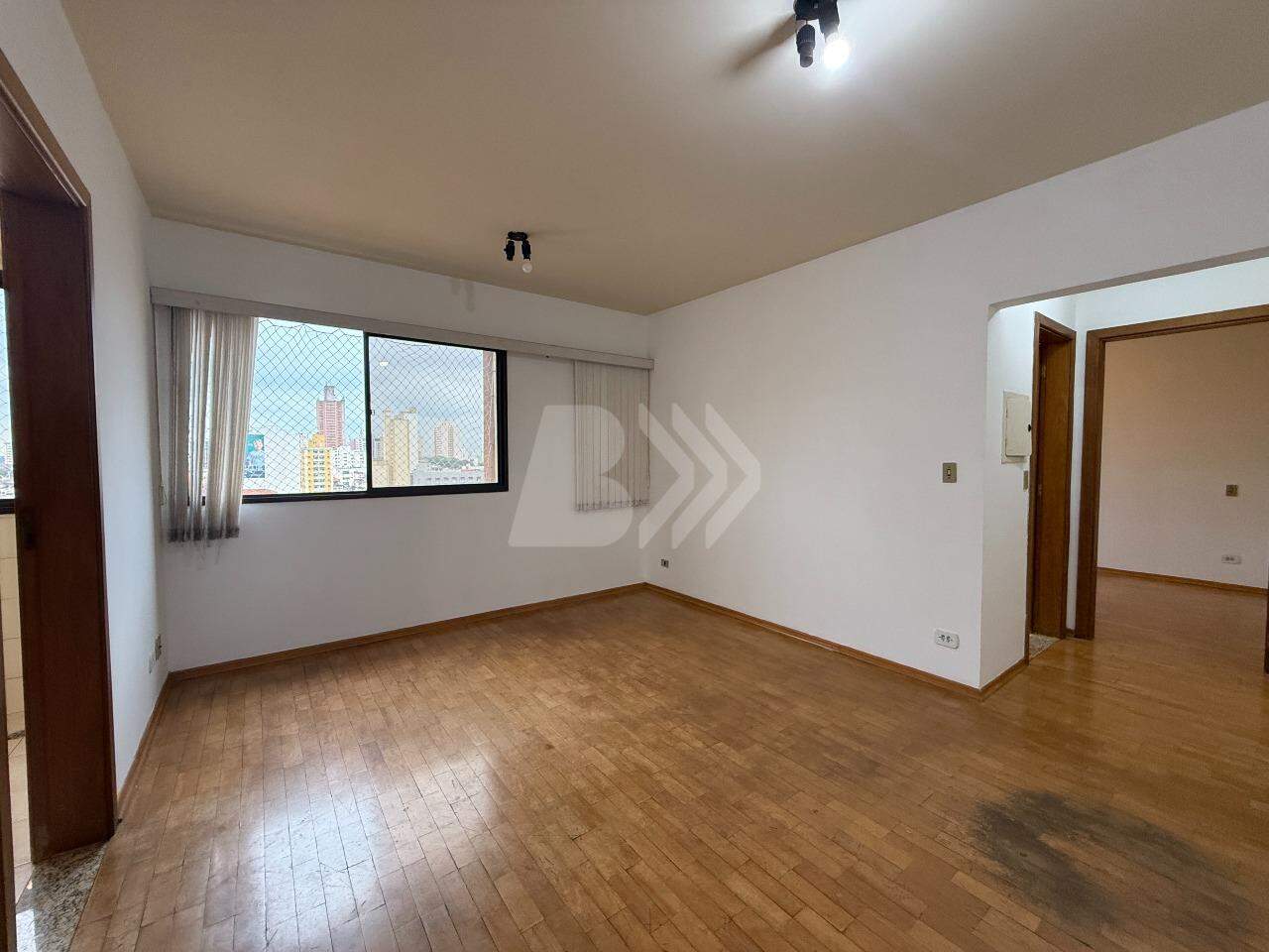 Apartamento para aluguel no Bairro Alto: 