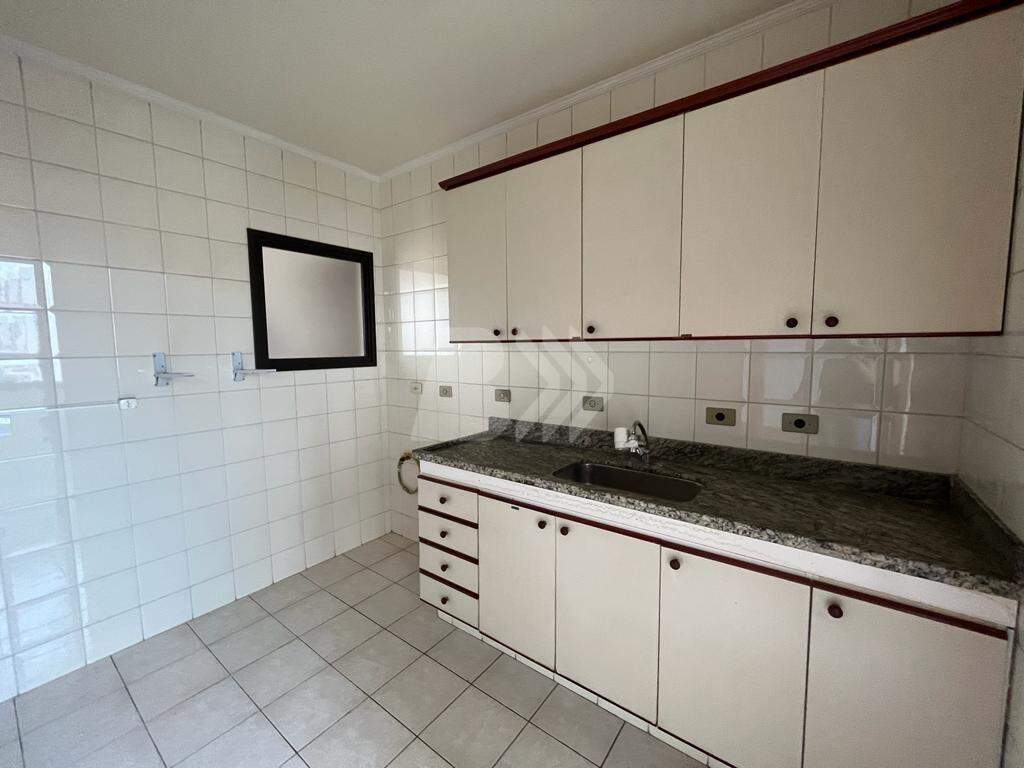 Apartamento para aluguel no Bairro Alto: 