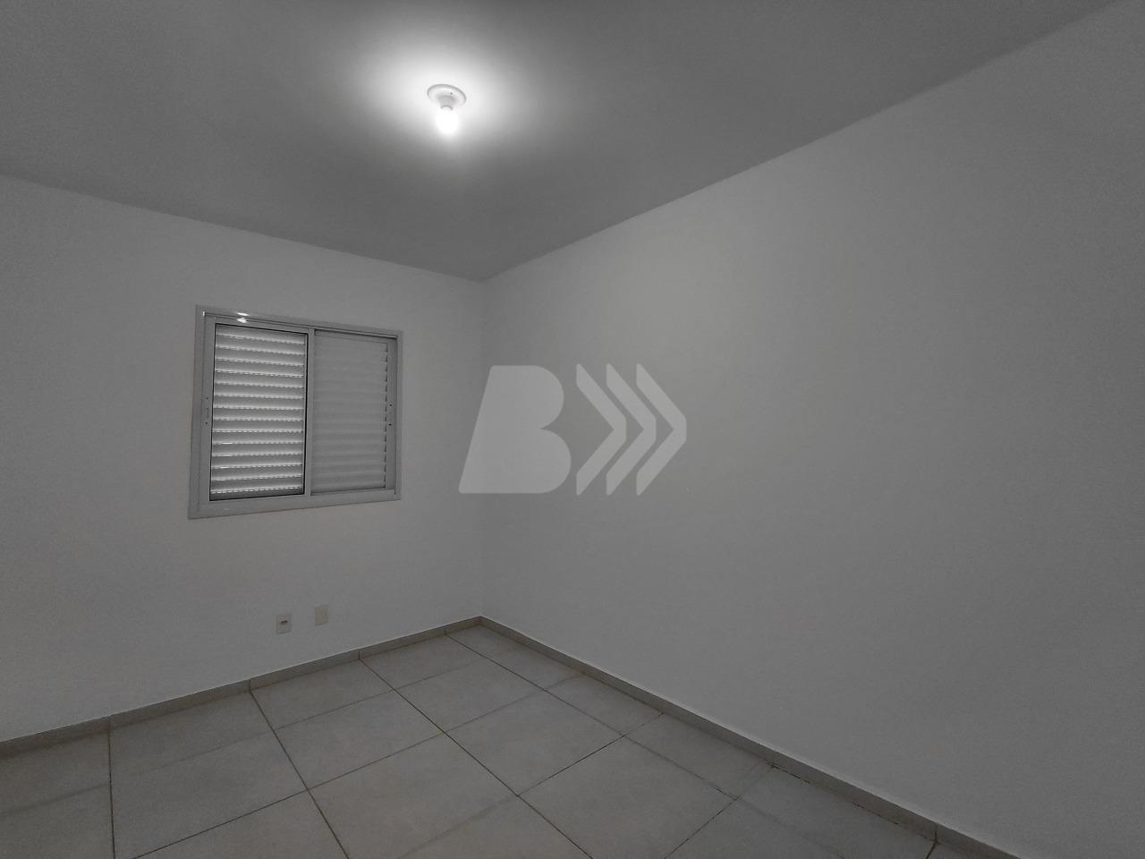 Apartamento para aluguel no Bairro Alto: 