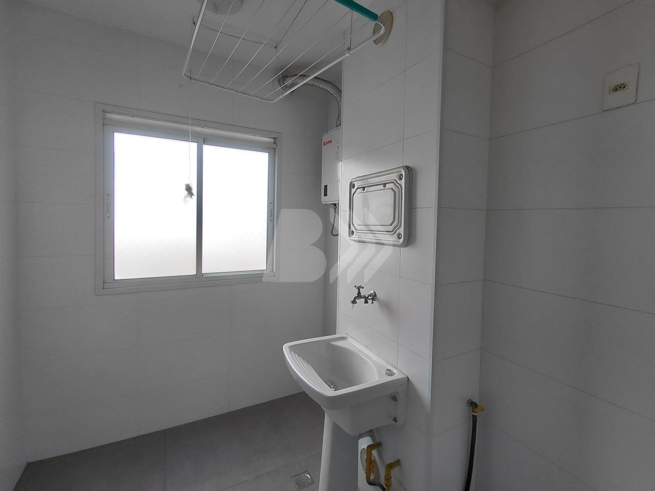 Apartamento para aluguel no Bairro Alto: 